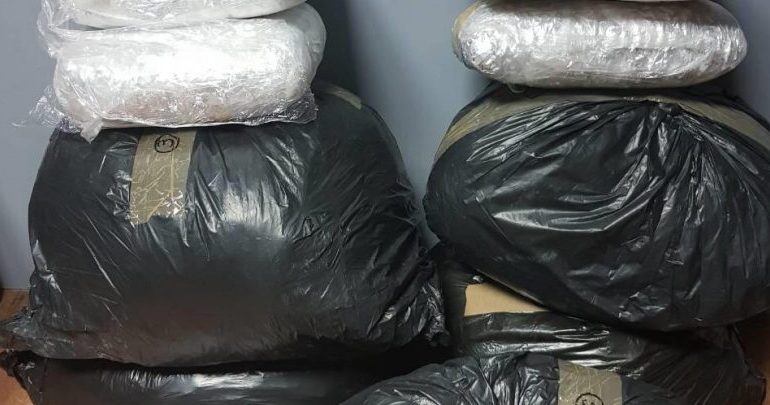 KAPET 38 KILOGRAM DROGË/ Pranga shqiptarit në kufirin me Greqinë