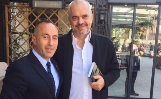 MBLEDHJA E QEVERIVE SHQIPËRI-KOSOVË/ Reagon Vuçiç: Një HIPOKRIZI, kulmi i…