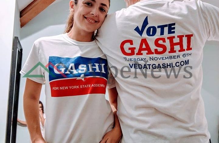 NJË HISTORI SUKSESI! Njihuni me SHQIPTARIN që garon për asamblenë e New York (FOTO)