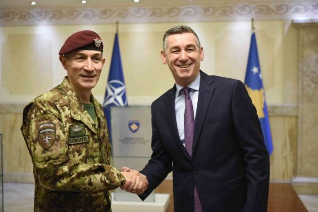 FORMIMI I FSK-së/ Veseli takon komandantin e ri të KFOR-it