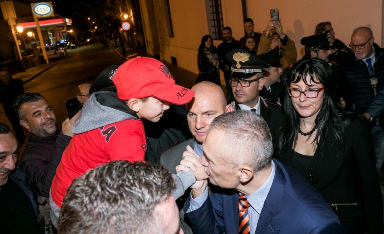 VIZITA E PRESIDENTIT NË KALABRI/ Merr pjesë pjesë në meshën përkujtimore për Skënderbeun