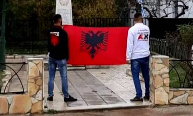 106 VJETORI I PAVARËSISË/ “Hiqet flamuri grek, vihet shqiptari”, si shkruajnë mediat fqinje