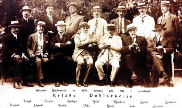 DOSSIER/ Iluzion shtetëror, utopi emancipuese apo burg i popujve? Para 100 vitesh u themelua Jugosllavia