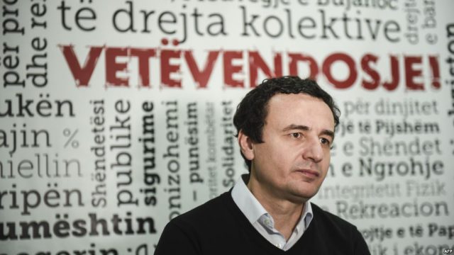 REPLIKAT NË KOSOVË/ Albin Kurti paralajmëron Hashim Thaçin: Do kesh të njëtin fat si të Gruevskit