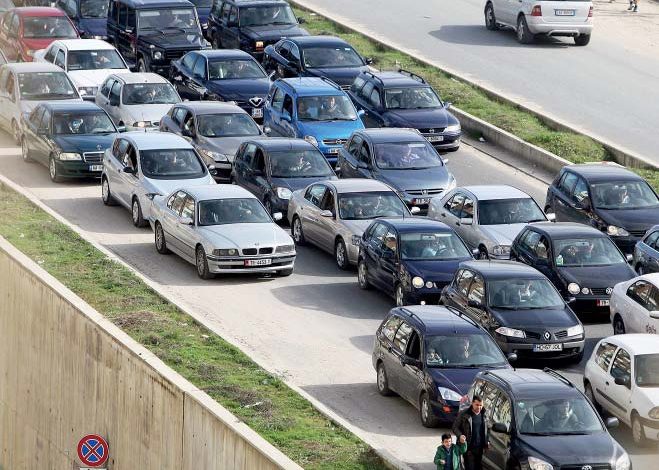 NDRYSHON VENDIMI PËR AUTOMJETET E PËRDORURA/ Makinat e vjetra më shumë se 10 vite sdo lejohen më