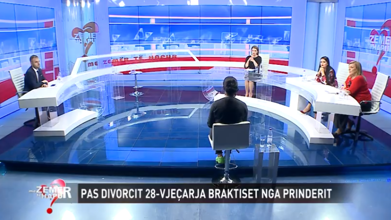 BURRI KËNGËTAR E RRIHTE DHE E TRADHTONTE/ Gruaja tregon dramën: Nëna më thoshte të prostituoja për lekë