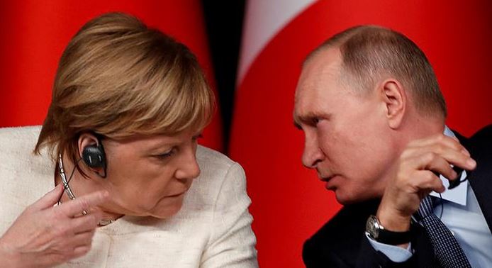 TELEFONATA/ Presidenti Putin kërkon ndihmën e Merkelit për të ndikuar tek Ukraina
