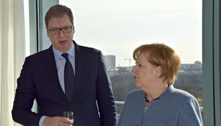 VIZITA NË PARIS/ Gjuriç pret që Merkel në takim me Vuçiçin ta zbutë qëndrimin në lidhje me Kosovën