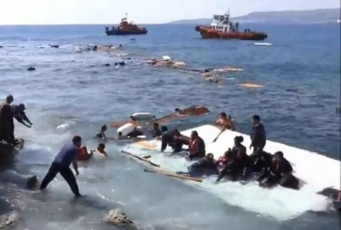 TRAGJIKE NË TURQI/ Një varkë me 15 emigrantë mbytet në Egje