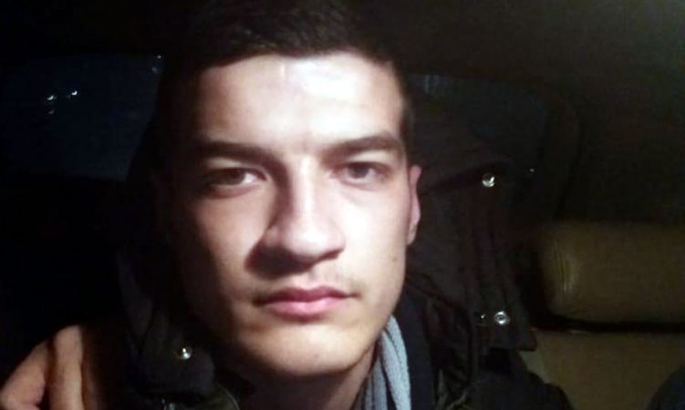 PLAGOSI EFEKTIVEN E POLICISË/ Del FOTO: Kush është 18 vjeçari Daniel Dobraj