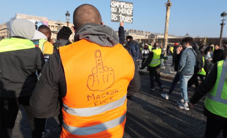 FRANCË/ Protesta të mëdha kundër Macron, shënohet VIKTIMA e parë