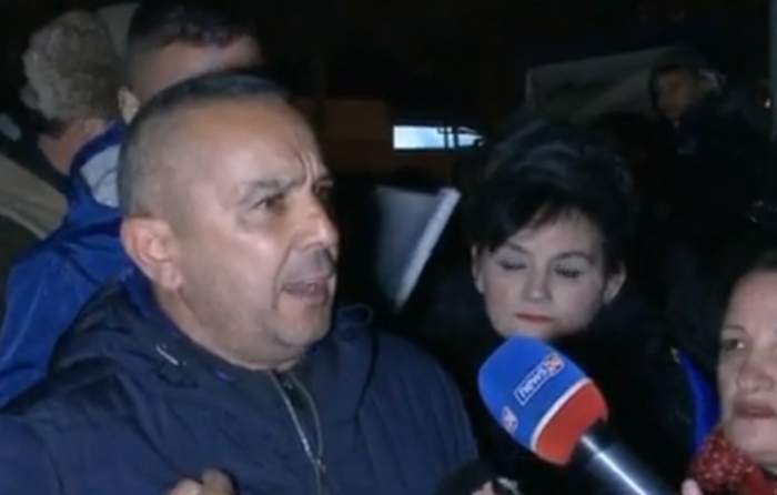 DEGJENERON PROTESTA TEK UNAZA E RE/ Banorët kanosin me jetë
