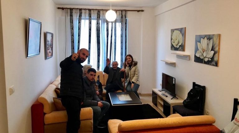 “APARTAMENTET GATI NË KOHË REKORD”/ Fillon shpërngulja e familjeve të para të “Astirit”