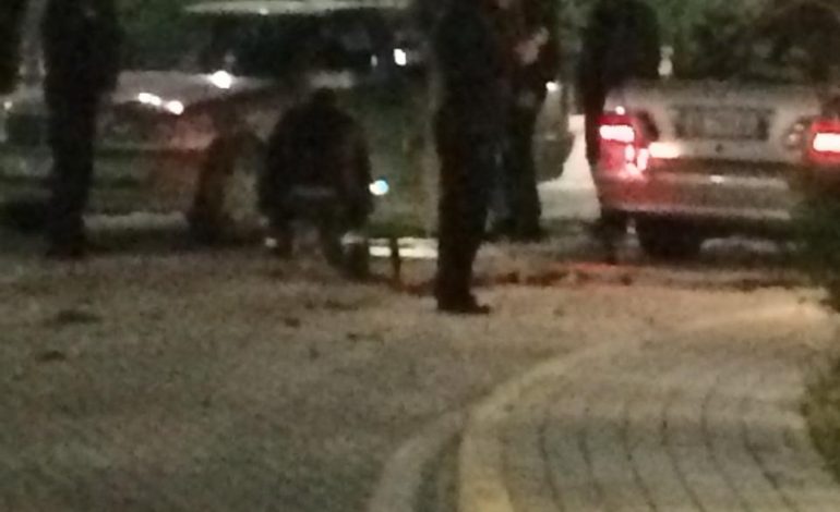E RËNDË NË VLORË/ Shpërthen në ECJE automjeti, SHOFERI plagoset rëndë. Dyshohet për atentat (EMRI)