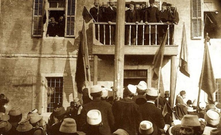 28 NËNTORI/ Thaçi: Sot, dita më e madhe në historinë e kombit shqiptar