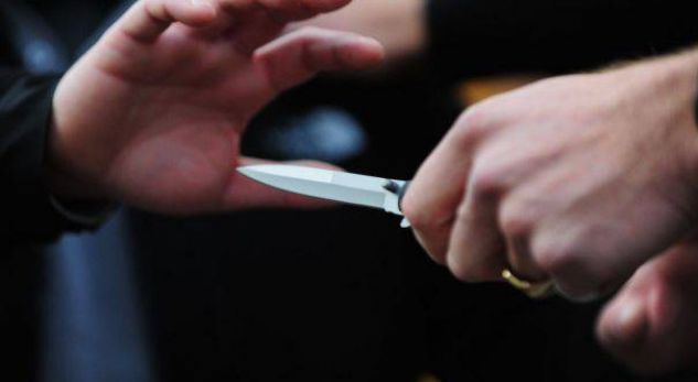 E FUNDIT/ Policia arreston autorin e plagosjes në Vlorë, thikë 34-vjeçarit pas … (EMRI)
