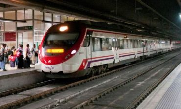 ALARM PËR BOMBË/ Evakuohen dy trena në Barcelonë