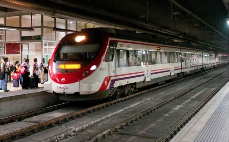 ALARM PËR BOMBË/ Evakuohen dy trena në Barcelonë