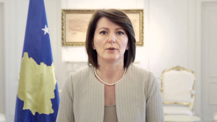 DALIN FOTOT/ Ish presidentja e Kosovës në një lidhje të re DASHURIE?