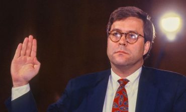 TRUMP ZGJEDH KRYEPROKURORIN/ Juristi republikan William Barr zëvendëson Jeff Sessions