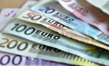 BANKAT/ Depozitat ulen me 32.5 mln € në nëntor, kreditimi shënon rritje të lehtë