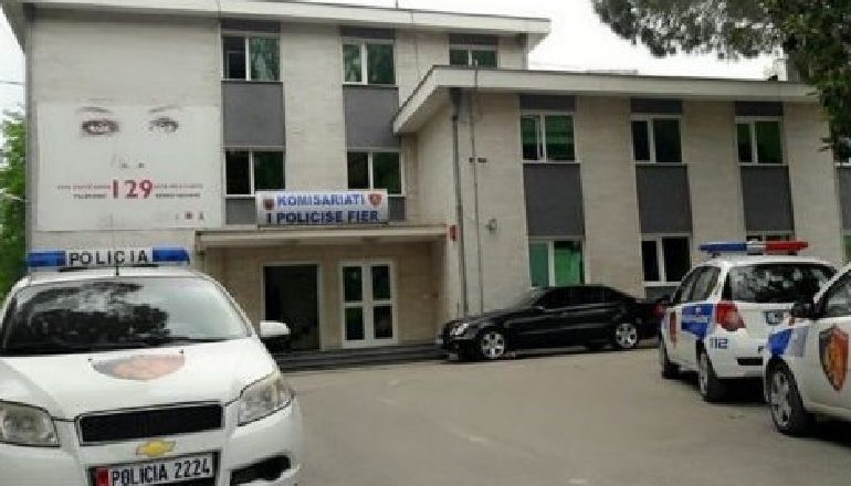 “SHAKA” E HIDHUR ME ARMË ZJARRI/ Detajet e REJA: Si u plagos polici privat në Fier, nga kolegu i tij