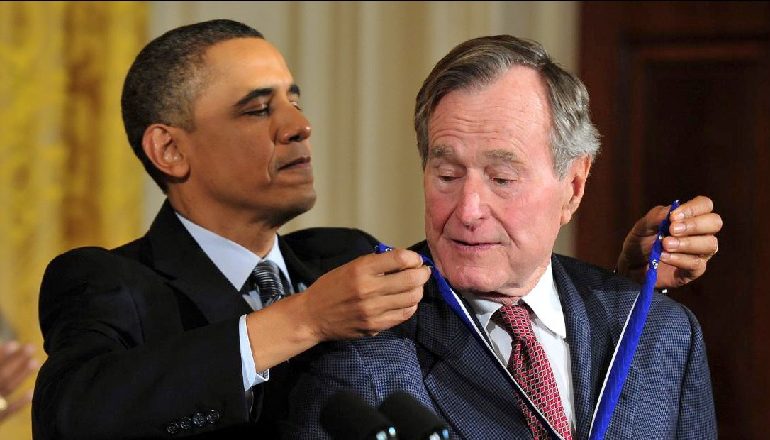VDEKJA E BUSH/ Barak Obama: Amerika humbi një patriot dhe shërbëtor të përulur