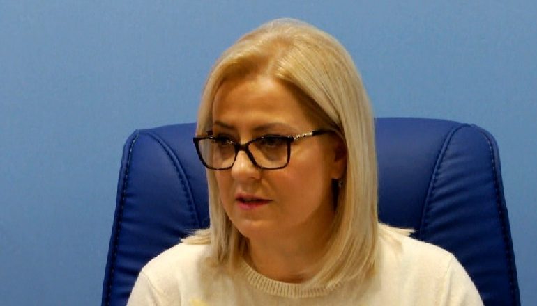 PROTESTA E STUDENTËVE/ Nikolla: Vendimin për tarifat e ka universiteti, jo ministria