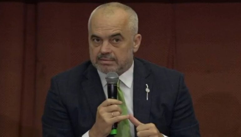 “I SHOH KADRINJTË TË AGJITUAR”/ Rama: PS po reflekton për kërkesat e studentëve por ju…