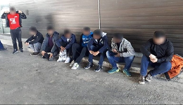 PËRMBYLLET OPERACIONI “DRINO 2″/ Shqipëria rikthen imigrantët ilegalë në Greqi