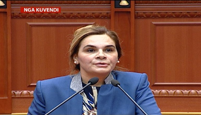 “ÇMENDET” MONA/ Flet nga Kuvendi: Nuk i do “Edi”-Edit, që të largohet…