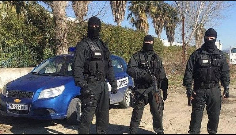 PLANI “SEKRET”/ Agjentët e anti-terrorit nëpër pika kufitare, vëzhgim të personave me prirje EKSTREMISTE