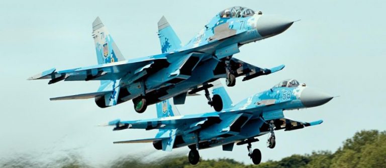 TENSIONET RUSI-UKRAINË/ Avionët luftarakë rusë vendosen në Krime
