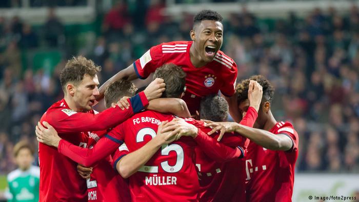 FITORJA NDAJ EINTRACHT/ “GJYSHI” Ribery shkruan historinë, Bayern e mbyll vitin në vendin e dytë