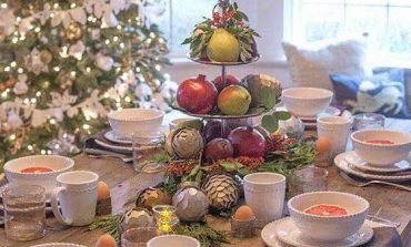 NË DARKËN E FUNDVITIT/ Ja disa ide si mund të dekoroni tryezën festive
