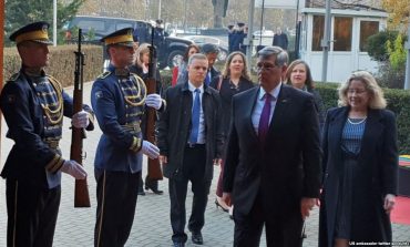 PRO USHTRISË/ Ambasadori amerikan: E natyrshme që Kosova ketë aftësi vetëmbrojtëse