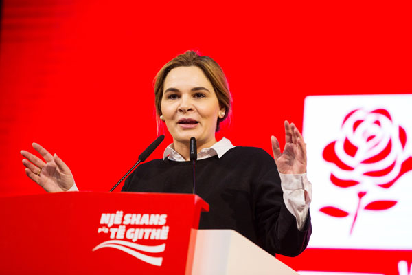 HABIT “DOKTORESHA E SHKENCAVE”/ Kryemadhi: Sot, diskutohet a do ekzistojë më emri Shqipëri në hartë