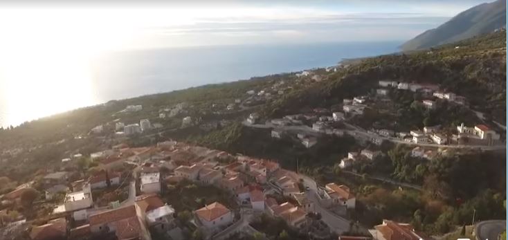 RAMA PUBLIKON VIDEON/ Me këto pamje nga kantieret e punës për rilindjen e qendrës historike të Dhërmiut