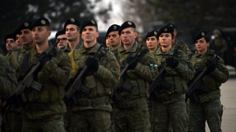 TËRBOHEN SERBËT/ Kosova bëhet me ushtri, Kuvendi miraton ligjin