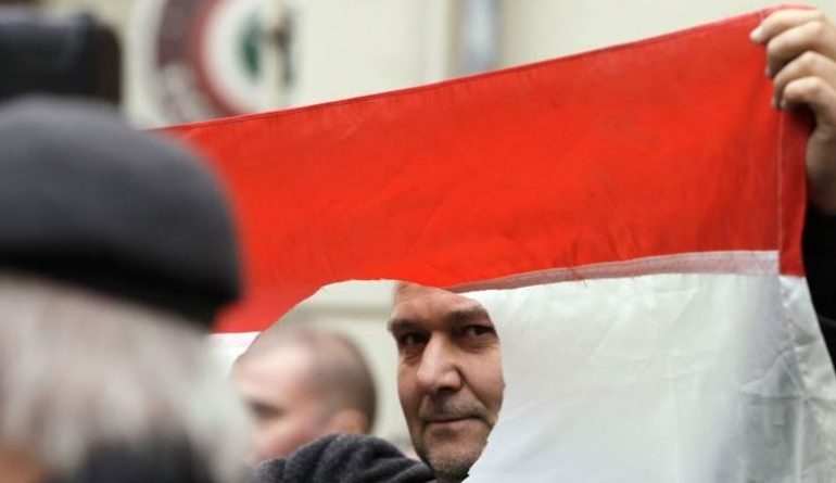 DO PUNOJNË 400 ORË MË SHUMË/ Hungarezët protestojnë kundër Ligjit të ri të punës