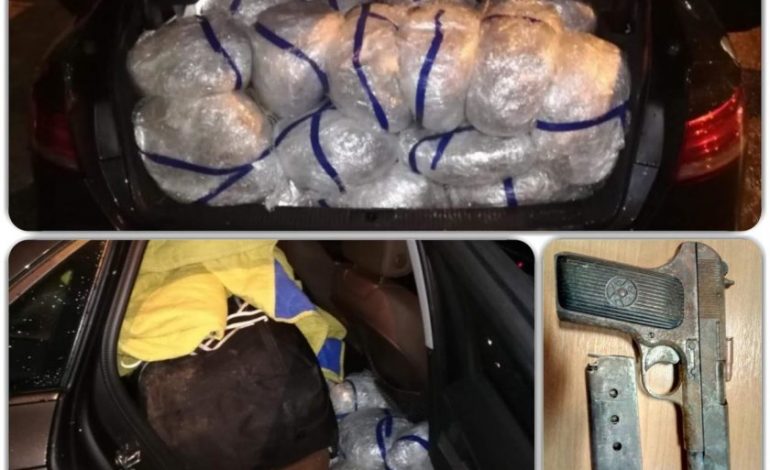 KALOI ME DOKUMENTA FALLCO/ Arrestohet me 105 kg KANABIS dhe pistoletë në AUTOMJETIN me qera