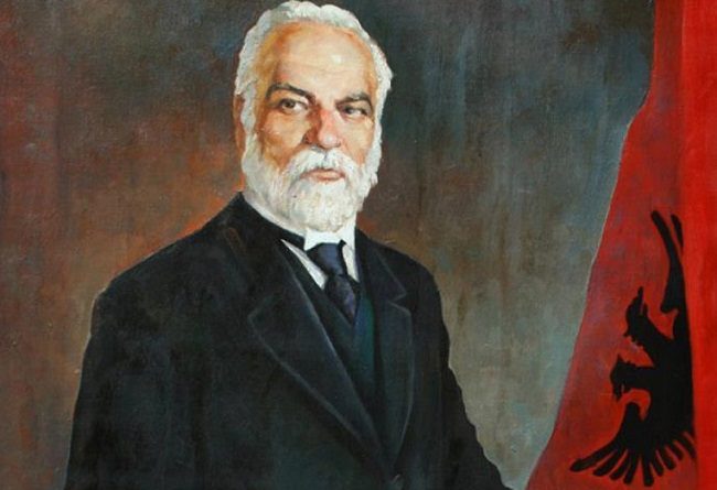 Zbulohen fjalët e Ismail Qemalit kur ngriti flamurin në Vlorë