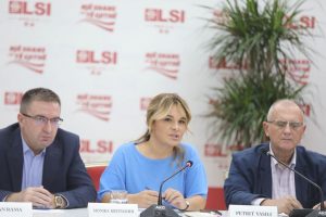 “MOS HARXHONI FRYMË ME KRYEMINISTRIN…”/ LSI zgjedh Vasilin për deklaratat e forta