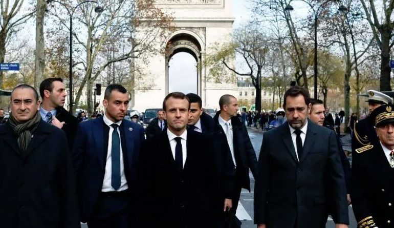 “JELEKËT E VERDHË”/ Protestat në Francë, Macron mbledh urgjentisht qeverinë