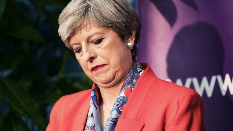 SËRISH MOSMARRËVESHJE/ Theresa May shtyn votimin për BREXIT