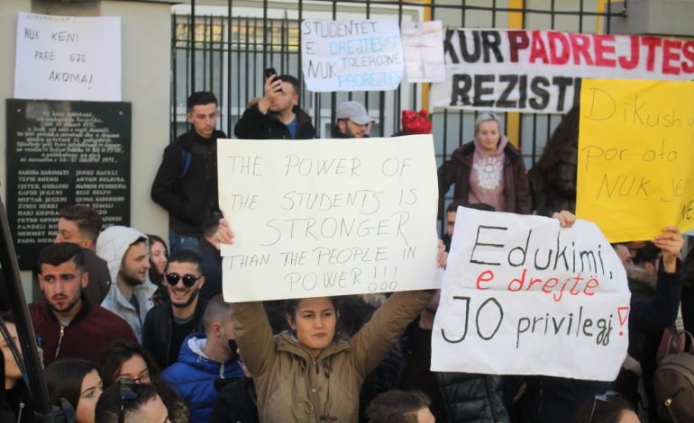 Kauza e çiltër e studentëve ka vetëm një mundësi të mbetet e tillë