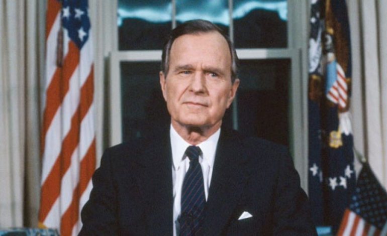 AMERIKA NË ZI/ Kush ishte Xhorxh H.W Bush: jeta e një presidenti të fuqishëm