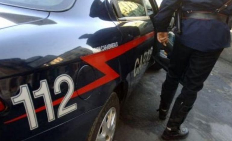 XHELOZ PËR TË DASHURËN / Bosi i KOKAINËS djeg lokalin e natës. Niset drejt…