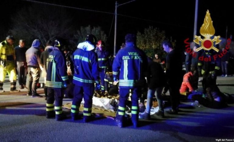 6 TË VDEKUR DHE 120 TË PLAGOSUR/ Ky është bilanci i tragjedisë në Itali