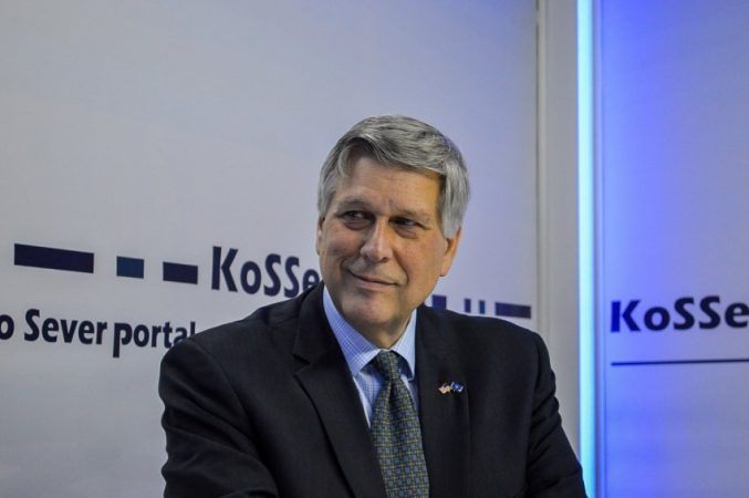 DIALOGU/ Kosnett: 2019-ta, viti i marrëveshjes përfundimtare Kosovë-Serbi